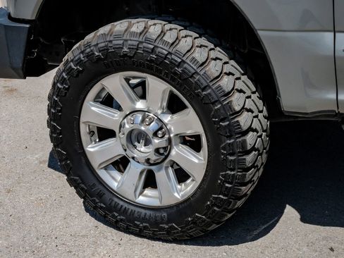 Used 2019 Ford F250 Platinum w/ Platinum Ultimate Package image 64