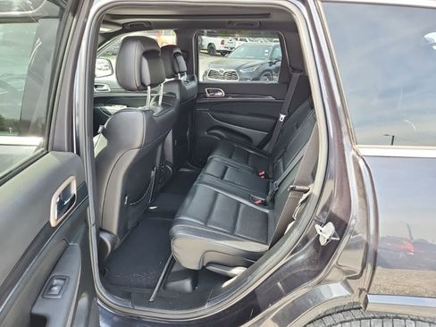 Used 2014 Jeep Grand Cherokee Overland w/ Advanced Technology Group image 27