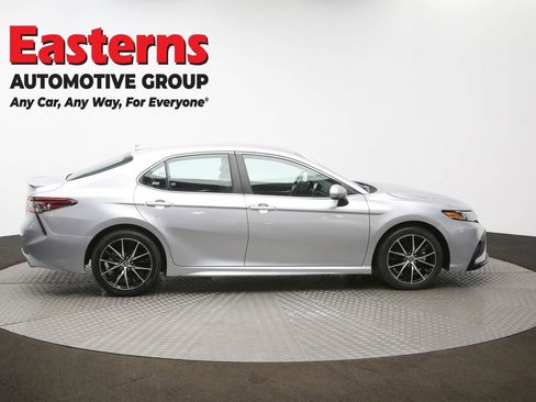 Used 2024 Toyota Camry SE FWD image 46