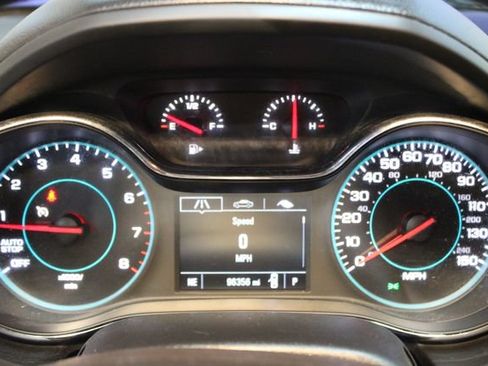 Used 2017 Chevrolet Cruze LT w/ LT Convenience Package FWD image 22