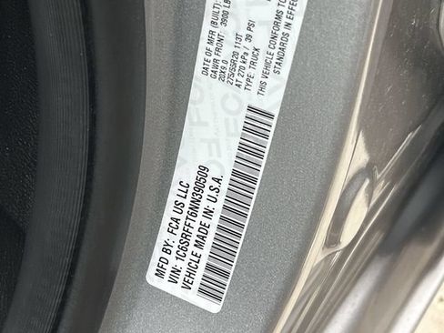 Used 2022 RAM 1500 Big Horn AWD/4WD image 32
