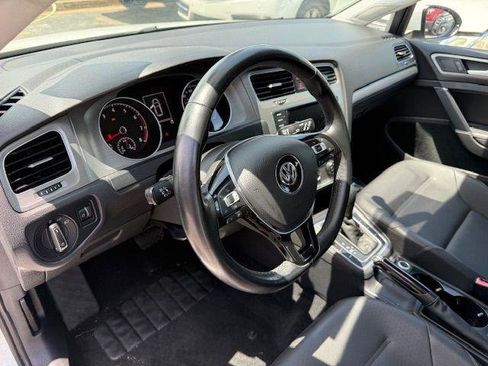 Used 2015 Volkswagen Golf S FWD image 7