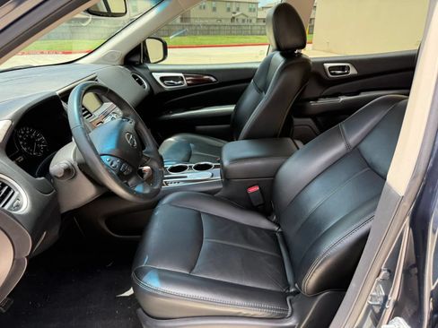Used 2015 Nissan Pathfinder SL w/ SL Tech Package FWD image 11