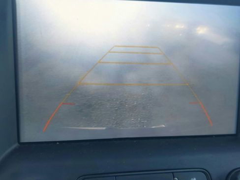 Used 2019 GMC Acadia SLE image 24