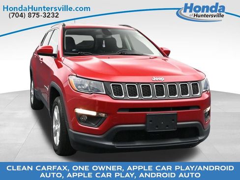 Used 2020 Jeep Compass Latitude w/ Cold Weather Group AWD/4WD image 1
