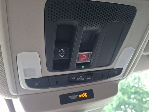 Used 2024 Honda Accord EX image 27