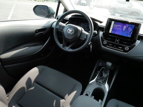 Used 2026 Toyota Corolla LE FWD image 9