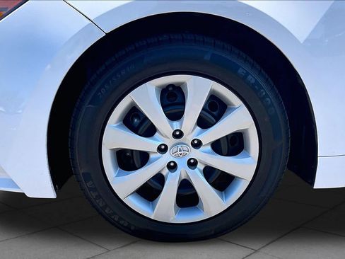 Used 2023 Toyota Corolla LE FWD image 10