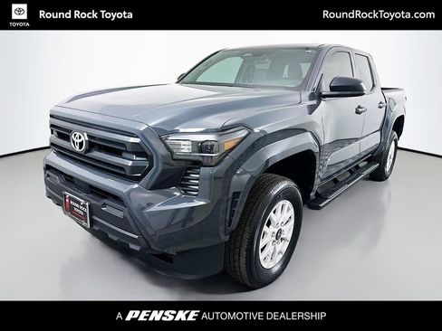 Used 2025 Toyota Tacoma SR image 1