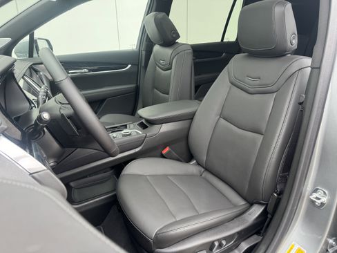 New 2025 Cadillac XT6 Premium Luxury image 12