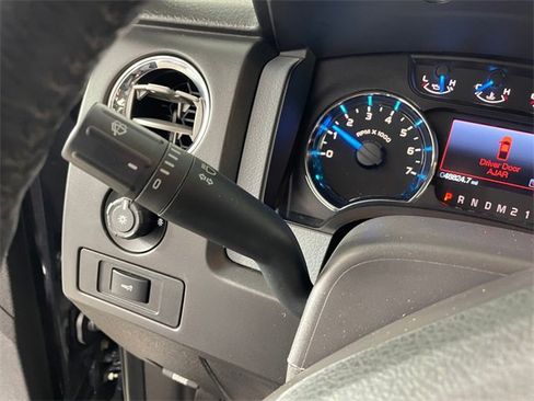 Used 2014 Ford F150 XLT w/ Equipment Group 302A Luxury image 13