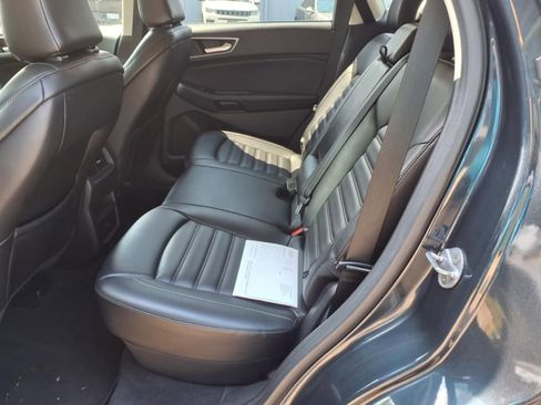 Used 2024 Ford Edge SEL image 8