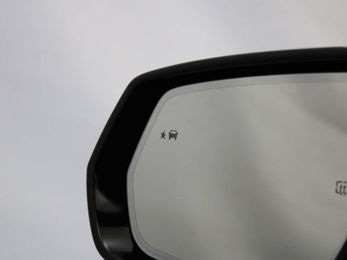 Used 2024 Cadillac XT4 Sport AWD/4WD image 19