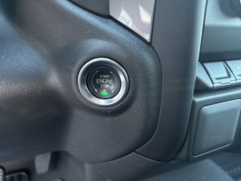 Used 2025 Chevrolet Silverado 1500 Custom Trail Boss w/ LPO, Dark Essentials Package image 24