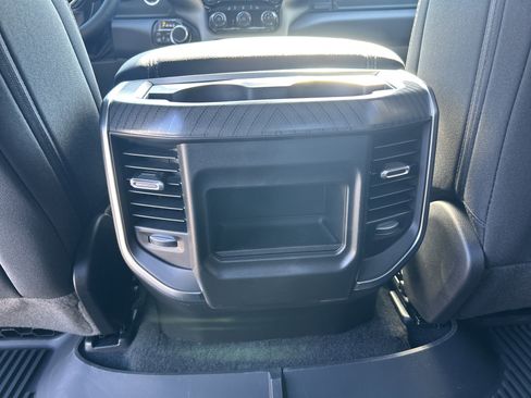 New 2026 RAM 1500 4x4 Crew Cab image 36