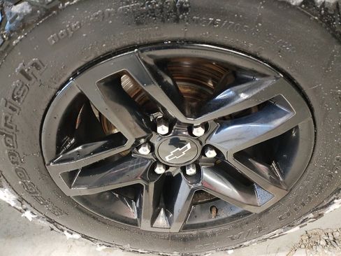 Used 2019 Chevrolet Silverado 1500 LT Trail Boss w/ Convenience Package image 18