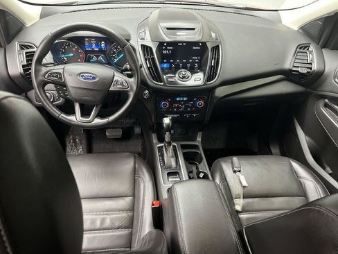 Used 2017 Ford Escape Titanium AWD/4WD image 4