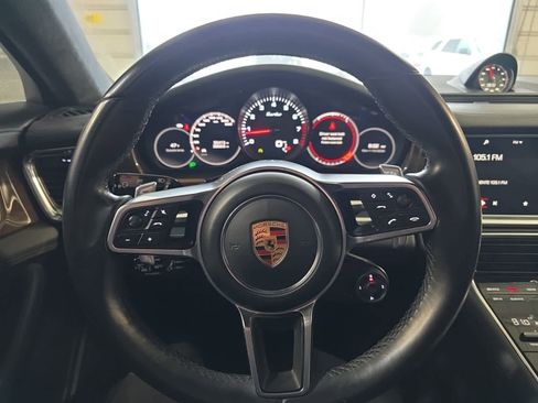 Used 2017 Porsche Panamera Turbo image 25