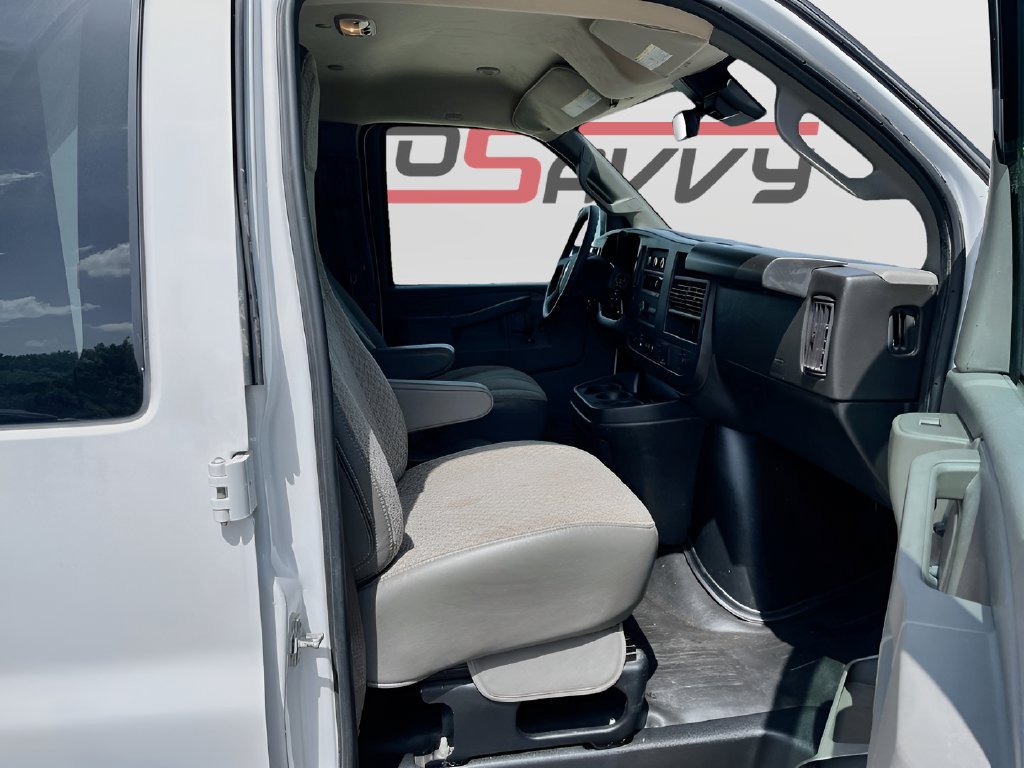 Used 2024 Chevrolet Express 2500 w/ Driver Convenience Package RWD image 22