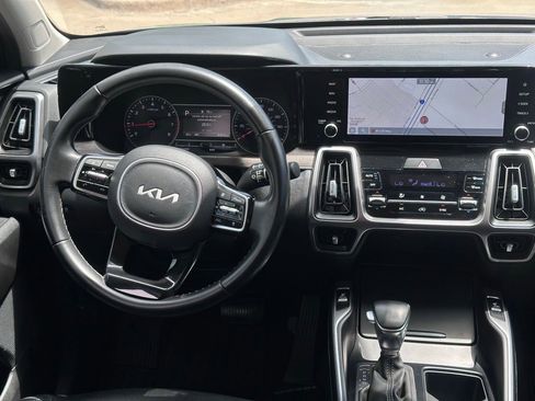 Used 2022 Kia Sorento EX FWD image 21