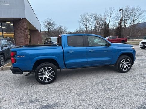 Used 2023 Chevrolet Colorado Z71 w/ Z71 Convenience Package 2 image 9
