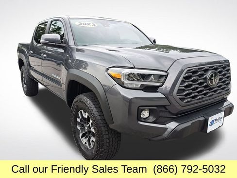 Used 2023 Toyota Tacoma TRD Off-Road AWD/4WD image 8