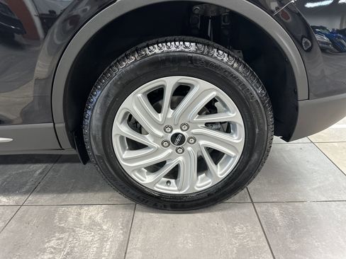 Used 2021 Lincoln Corsair AWD image 7