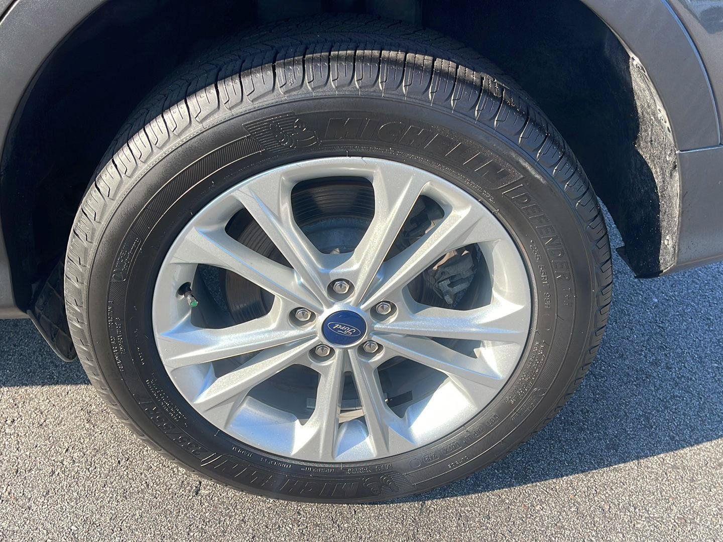 Used 2018 Ford Escape SE AWD/4WD image 12