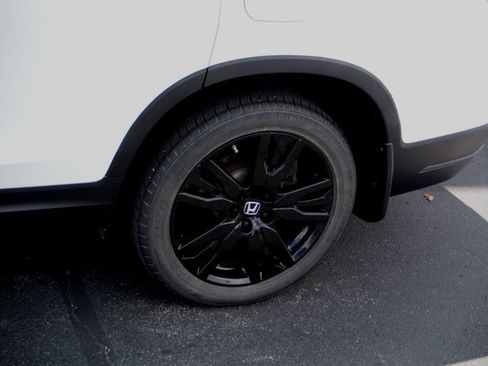 Used 2022 Honda Pilot Special Edition image 4