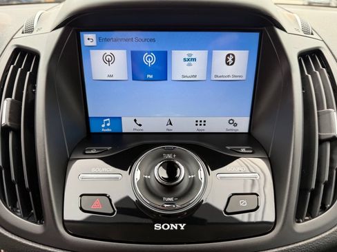 Used 2019 Ford Escape Titanium AWD/4WD image 33