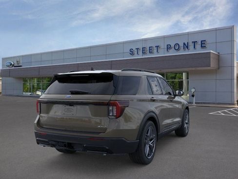 Used 2026 Ford Explorer ST-Line w/ ST-Line Street Pack image 8