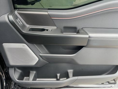 Used 2025 Ford F150 Raptor AWD/4WD image 18