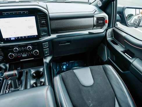 Used 2024 Ford F150 Raptor image 15