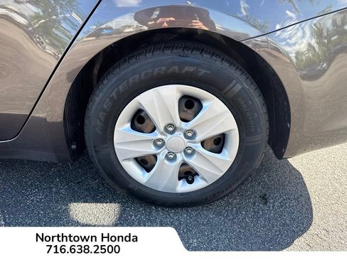 Used 2017 Kia Forte LX w/ LX Popular Package FWD image 12