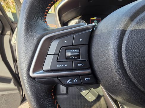 Certified 2022 Subaru Crosstrek 2.5i Limited w/ Moonroof Package 2 image 27