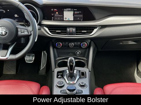 Used 2024 Alfa Romeo Stelvio Veloce image 15