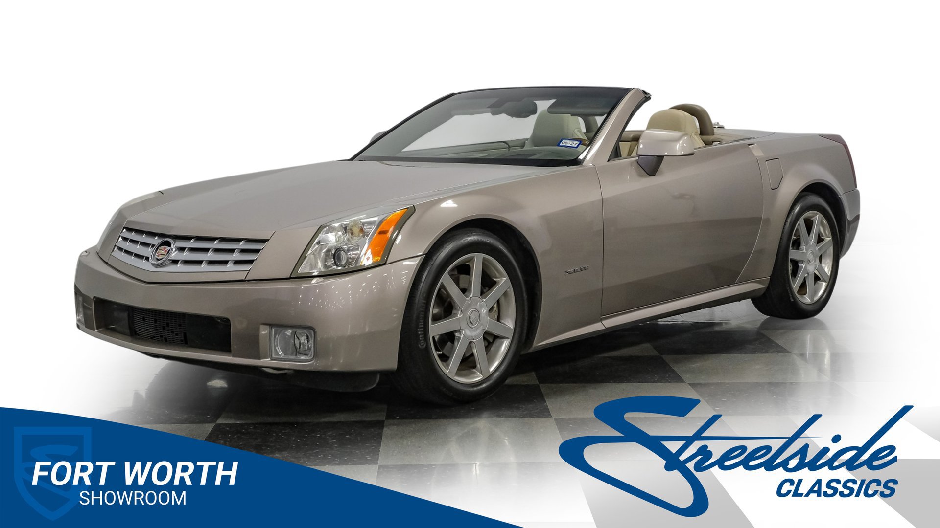 Used 2005 Cadillac XLR RWD image 1