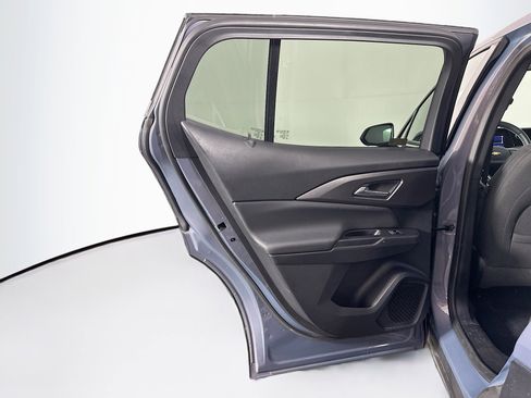 Used 2025 Chevrolet Equinox EV LT w/ Comfort Package image 26