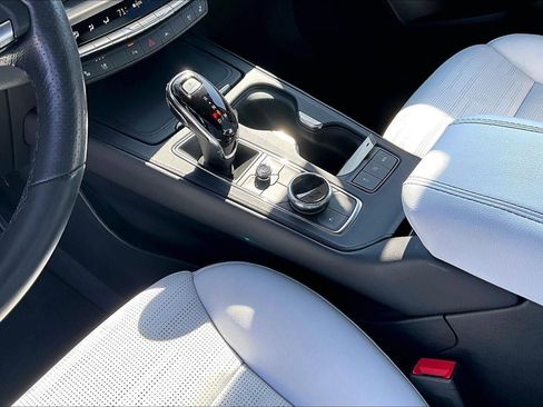 Certified 2024 Cadillac XT4 Sport image 18