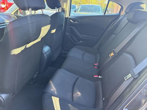 Used 2015 MAZDA MAZDA3 i Sport image 11