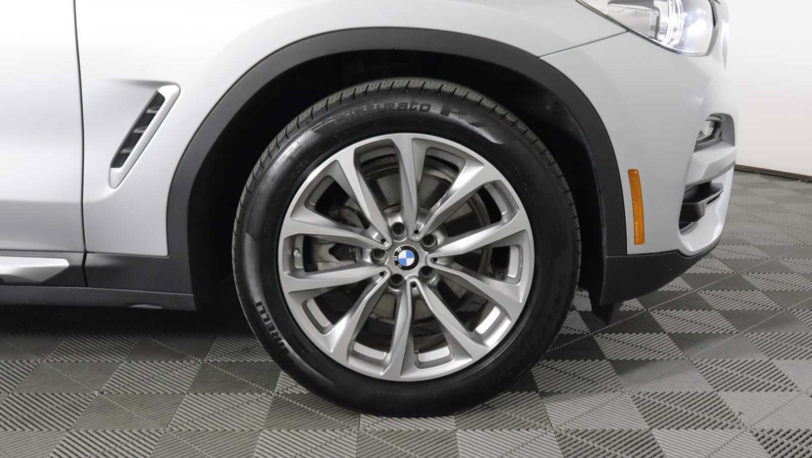 Used 2019 BMW X3 xDrive30i w/ Premium Package AWD/4WD image 7