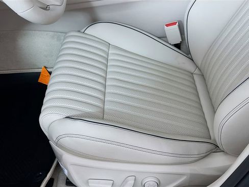 Certified 2026 Genesis G70 2.5T Prestige RWD image 21