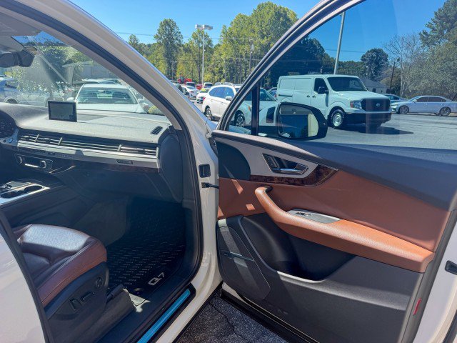 Used 2019 Audi Q7 2.0T Premium Plus w/ Premium Plus Package AWD/4WD image 24