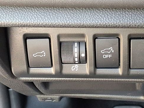 Certified 2023 Subaru Outback Limited AWD/4WD image 27