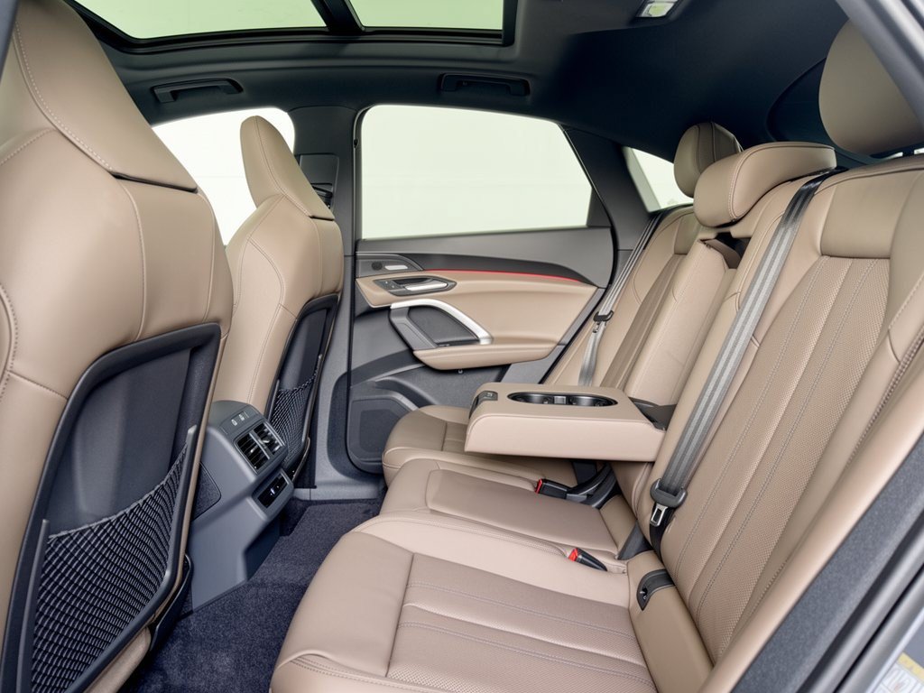 New 2026 Audi Q5 Premium Plus AWD/4WD image 25