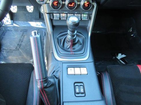 Used 2023 Subaru BRZ Limited w/ Popular Package #2 image 19