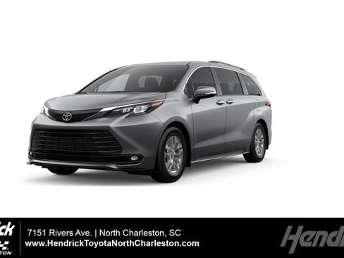 New 2026 Toyota Sienna XLE FWD image 1