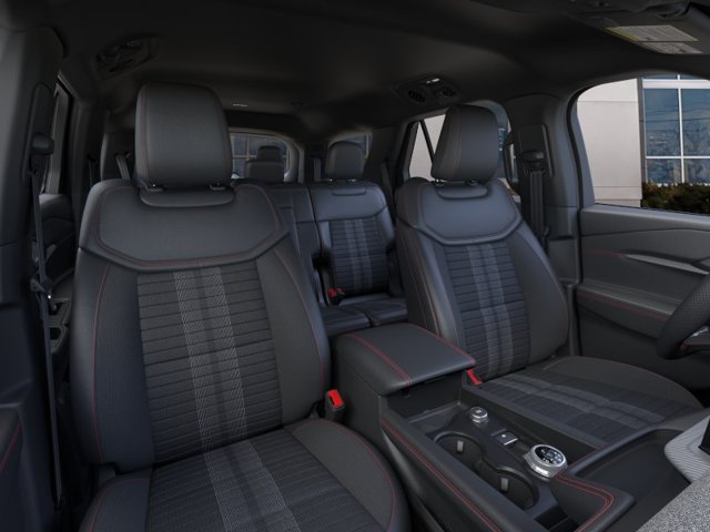 New 2026 Ford Explorer ST-Line w/ ST-Line Street Pack AWD/4WD image 10
