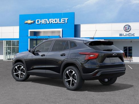 New 2026 Chevrolet Trax RS w/ Sunroof Package FWD image 24