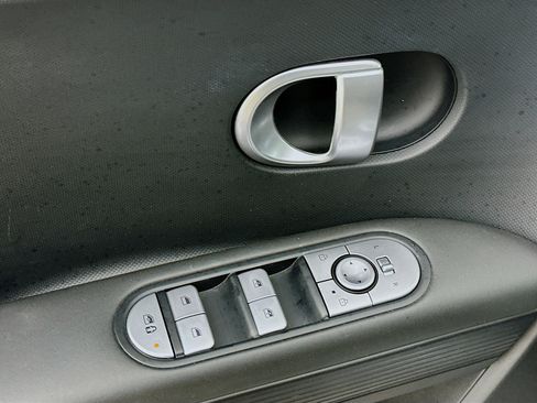 Used 2024 Hyundai Ioniq 5 SEL RWD image 15